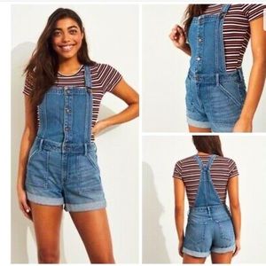 Hollister Hi-Rise Mom Short  Overall 4” EUC